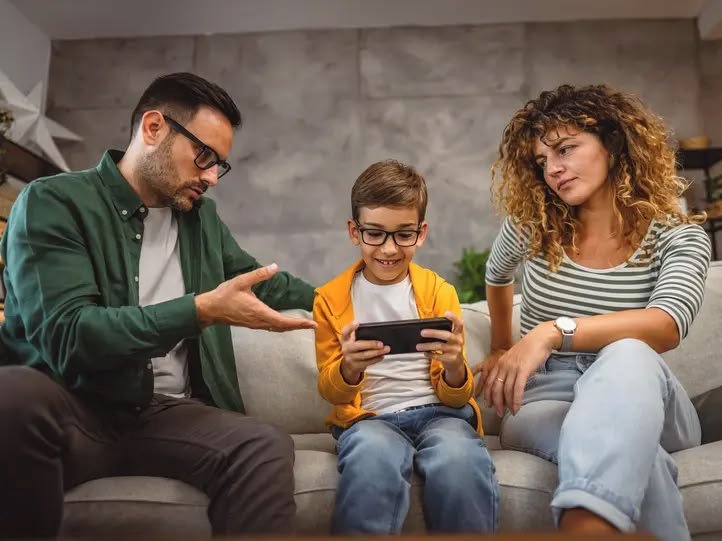 6 Easy Internet Safety for Families Settings to Turn On Now